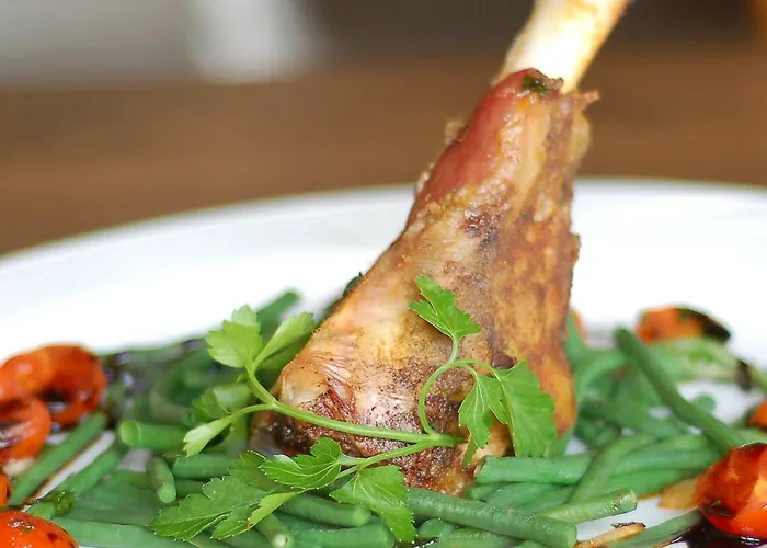 蒂尔曼酒店 招待所 3*