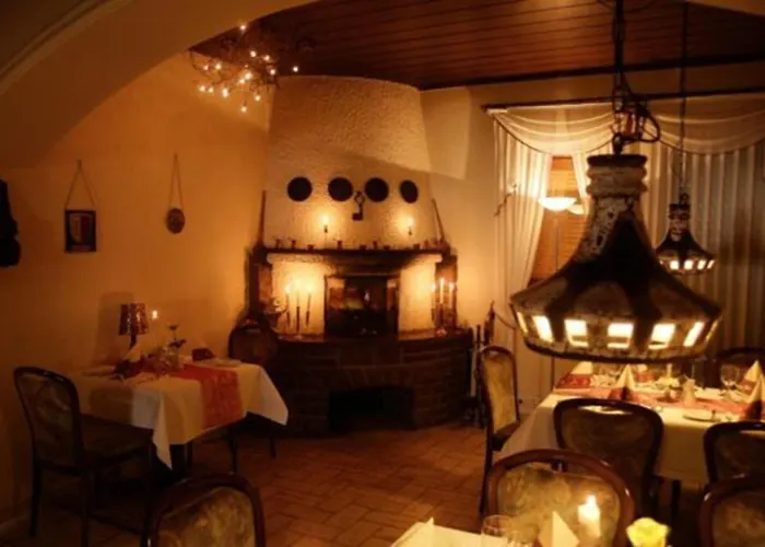 蒂尔曼酒店 Mittenaar